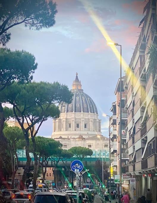 Locanda San Pietro Intero Appartamento In Centro A Roma Luaran gambar